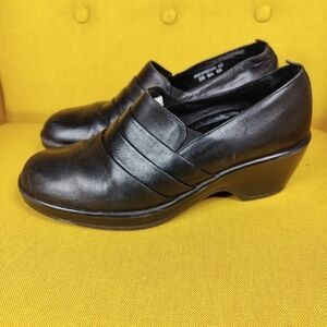 Dansko Aubrey Black Leather Pleated Slip On Heel Clogs Women's Shoes Size 10